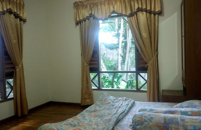 Villa Beverly Hills Puncak for 50 pax - Photo 2