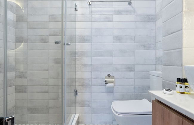 Stones Throw Apartments - Photo 33