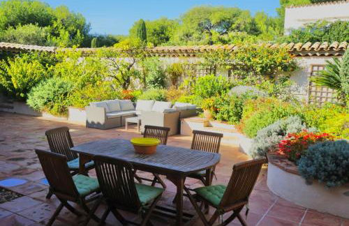 Grande villa familiale vue mer avec piscine - domaine privé à St Cyr sur Mer - Foto 9