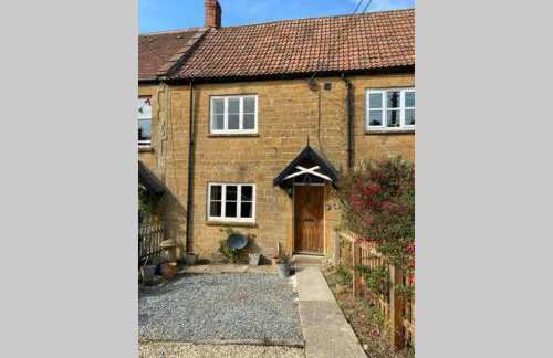 Spaniel Cottage with views of Ham hill, Stoke sub Hamdon - Photo 28