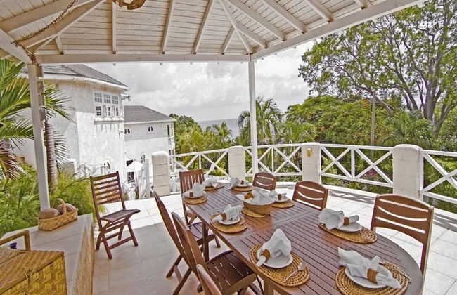 Sea Symphony Barbados - 6 B R Beachfront Villa w Staff - Foto 13