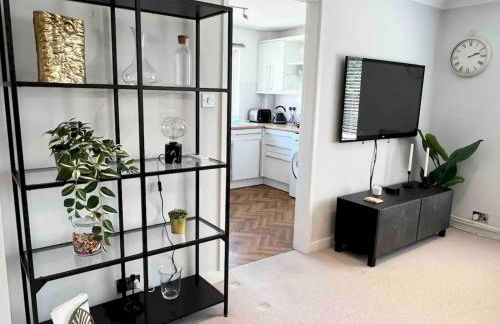 Bright and Spacious Apartment-Unbeatable Location! - Pass the Keys - Foto 4