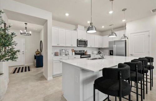 5 Bedrooms 4 Bathrooms Windsor Cay 16202 Cc - Foto 7