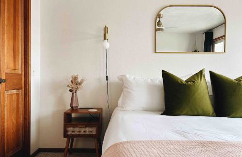 Walk to Pappy's Pioneertown, Spa Cosmic Cowboy - Foto 11