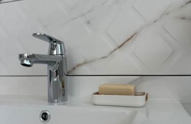 Studio Mer et Soleil avec Terrasse, en centre-ville, parking - Photo 24