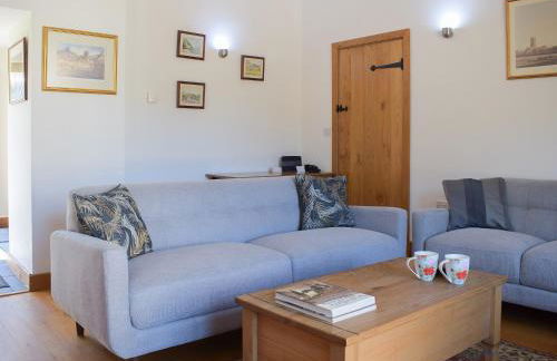 Barn Cottage - Photo 3