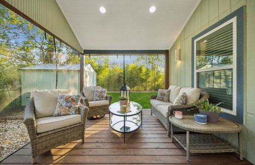 A Hoot's Nest-Lux Boutique Bungalow near Downtown! - Foto 12