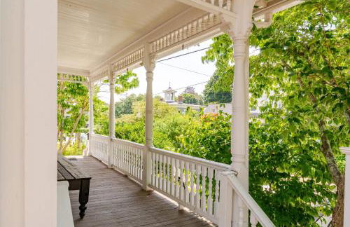 Coastal Victorian Home Walk to Downtown - Foto 8