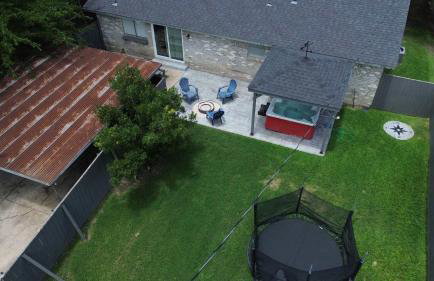 Stunning 4BR 2BA Hot Tub Cozy Holiday Home in Plano - Photo 41
