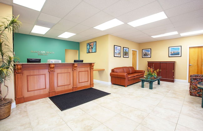 Harbour Beach Oceanfront Resort - Foto 3