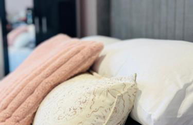 Penthouse Suite, Sea View, Close to Shops, Beach and Train - Foto 8