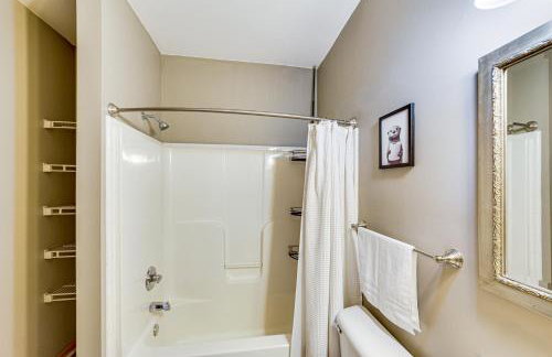 2 Mi to Market Sq! Row House with Dedicated Office - Foto 14