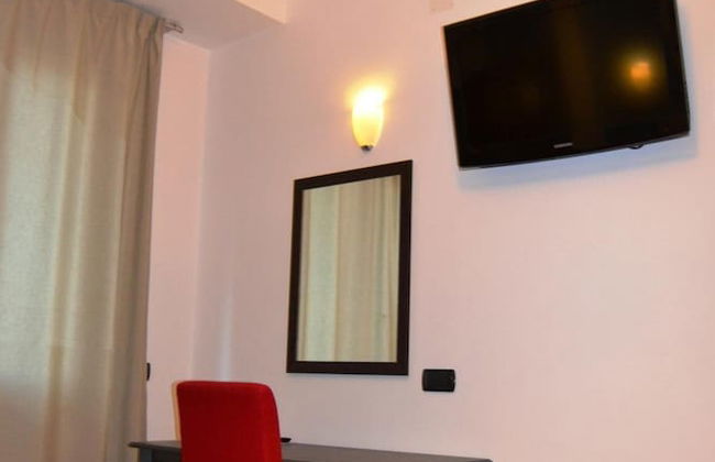 Diana Inn Accomodations - Foto 13