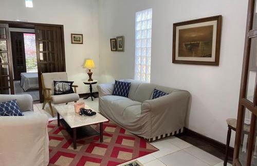 Casa espaçosa em estilo colonial - Foto 2