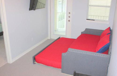 Spacious Home, Short Walk to Beach, Heated Pool! - Foto 19