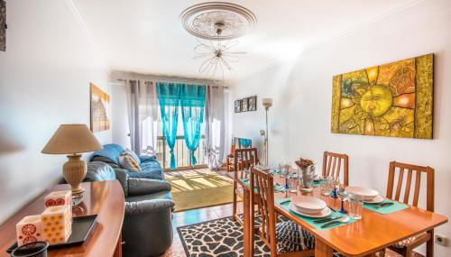 Enjoy Lisbon Cascais Sintra 1200 metres to metro blue line Sintra Rail line Free Parking - Foto 5