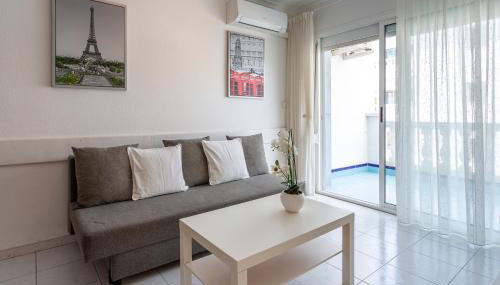 Apt 200 meters from the beach id - Photo 4