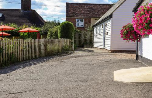 White Hart Stables - Photo 31