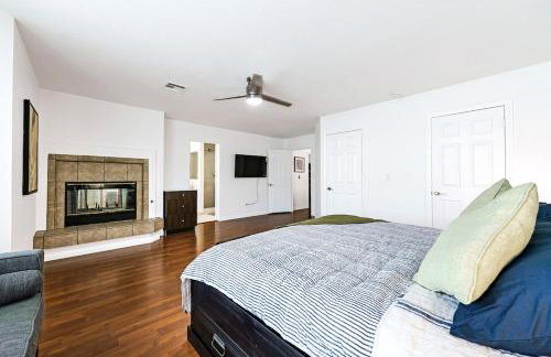 4 BD Spacious, Pool, Extended Stay, Pet Friendly - Foto 17