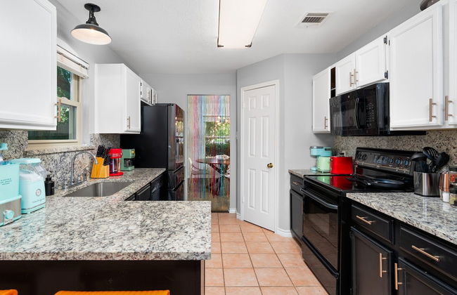 70s House Fun 6 Bedroom Pool Game Room - Foto 19