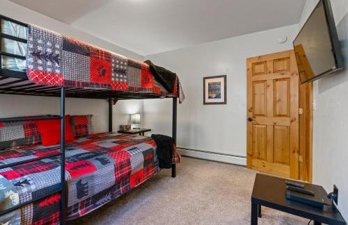 Secluded Mtn home by Purg, Hot Tub, Views! Pets ok - Foto 24