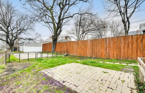 Pet Friendly 8 Mi to Chicago - Fenced Backyard! - Foto 20