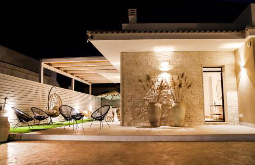 Villa Teresann con Jacuzzi riscaldata - Foto 17