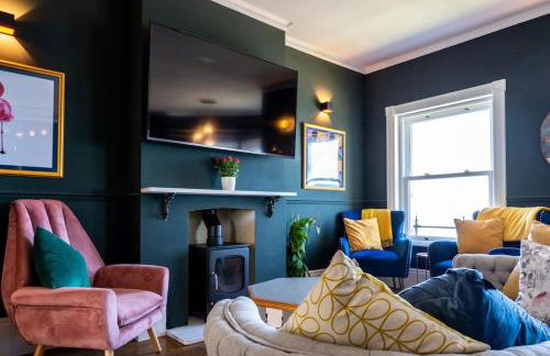 Luxury Penthouse Retreat with Epic Ocean Views & Log Burner - Foto 104