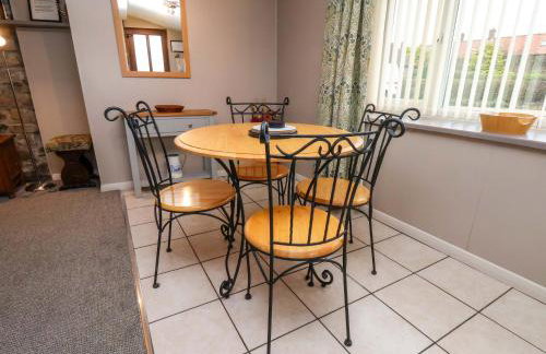 Orchard Cottage - Photo 9