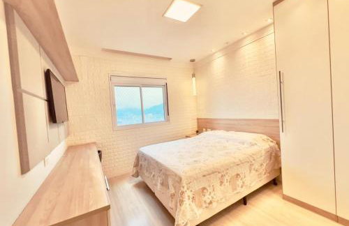 Aluguel de Apartamento em Santos com 2 Quartos e Churrasqueira na Varanda - Foto 4