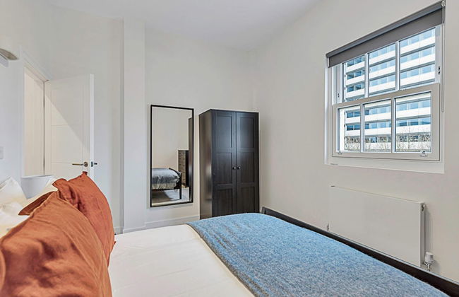 Sunny 2-bed Flat in Chiswick - Foto 4