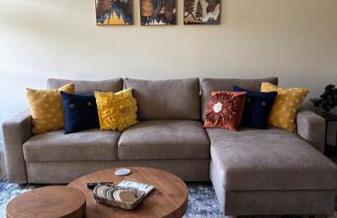 Haven at Greenbridge Close to Airport and Downtown - Foto 8