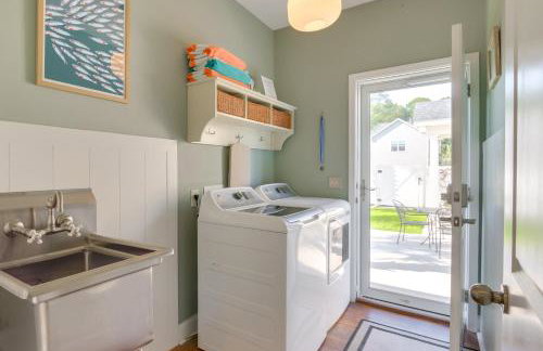 Coastal Home with Yard Less Than 1 Mi to Old Town Bluffton! - Photo 21