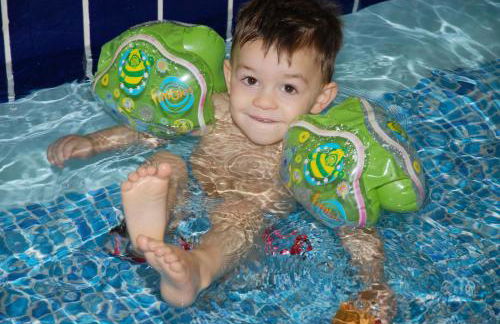 Skylark sleeps 8 private Hot Tub & Dogs welcome Nr Padstow, Resort Pool Bar & Watersports - Foto 23