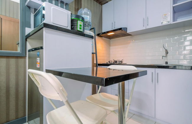 Homey and Cozy Living 2BR Podomoro Golf View Apartment - Photo 5