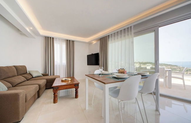 Luxury Penthouse With Private Pool and sea Views, Sleeps 6 - Photo 13