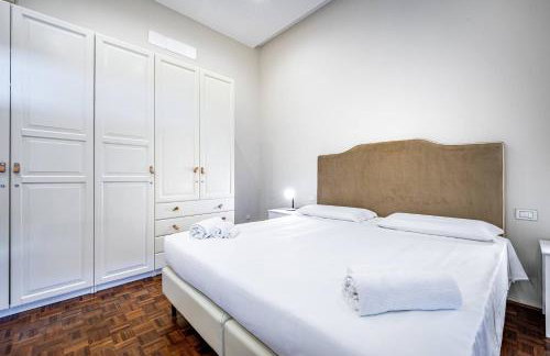 YD Bright 2-Bedroom Retreat with Elevator - Foto 10