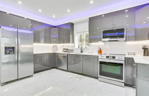 Waterfront Lake Hopatcong Home with Boat Dock! - Foto 8