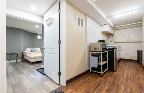 Semi Private cozy studio near downtown. - Foto 8