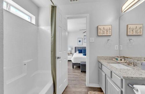 The Sunset Suite 3Bd 2Bath Att Garage Pvt Yard - Foto 17