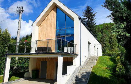 Biały Dom Brenna - Foto 1