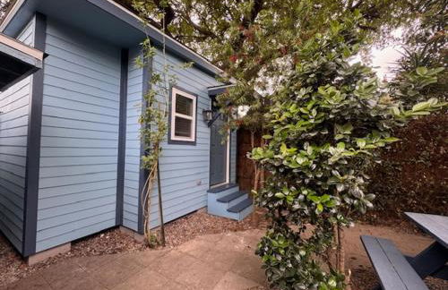 Charming Studio Cabin under Oak tree 2 mins walk to Magazine quiet neighborhood - Foto 15