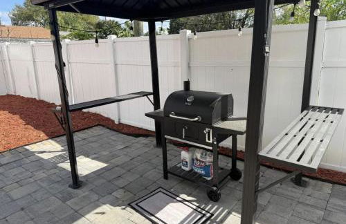 5 BR home with pool and outdoor fun - Foto 21