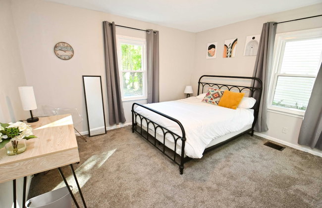 3 Blocks to Notre Dame 2 Bedroom 1 Bath Home 815 - Foto 20