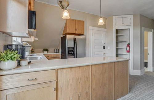 Crescent Penthouse - Downtown Hot Tub Golf Foos - Foto 16