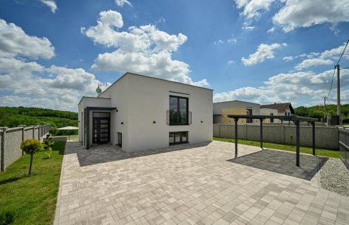 Beautiful Home In Maglenca With Sauna - Foto 12