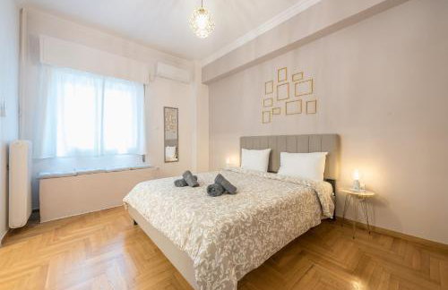 Golden Comfort With Courtyard By Greece Apartments - Foto 12