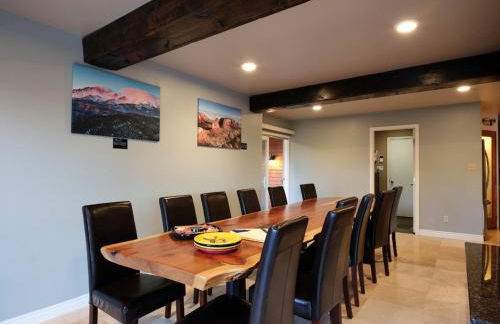 Amazing Views, Amazing Modern Broadmoor Home - Foto 55