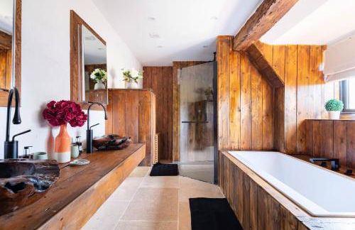 Period Luxury Converted Barn Windsor/Maidenhead - Perfect for family groups - Foto 27