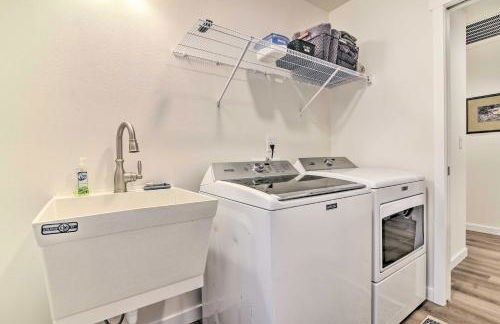 Family-Friendly Packwood Retreat with Deck! - Foto 26